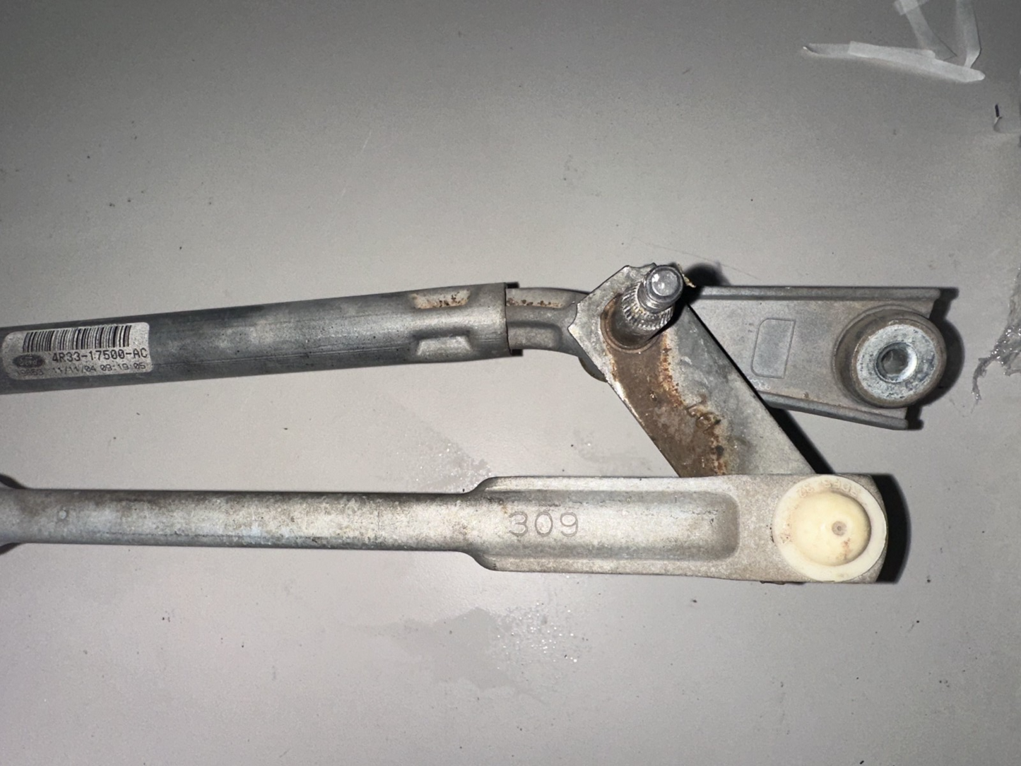 05-07 Ford Mustang Windshield Wiper Motor W/ Linkage OEM In Working Order