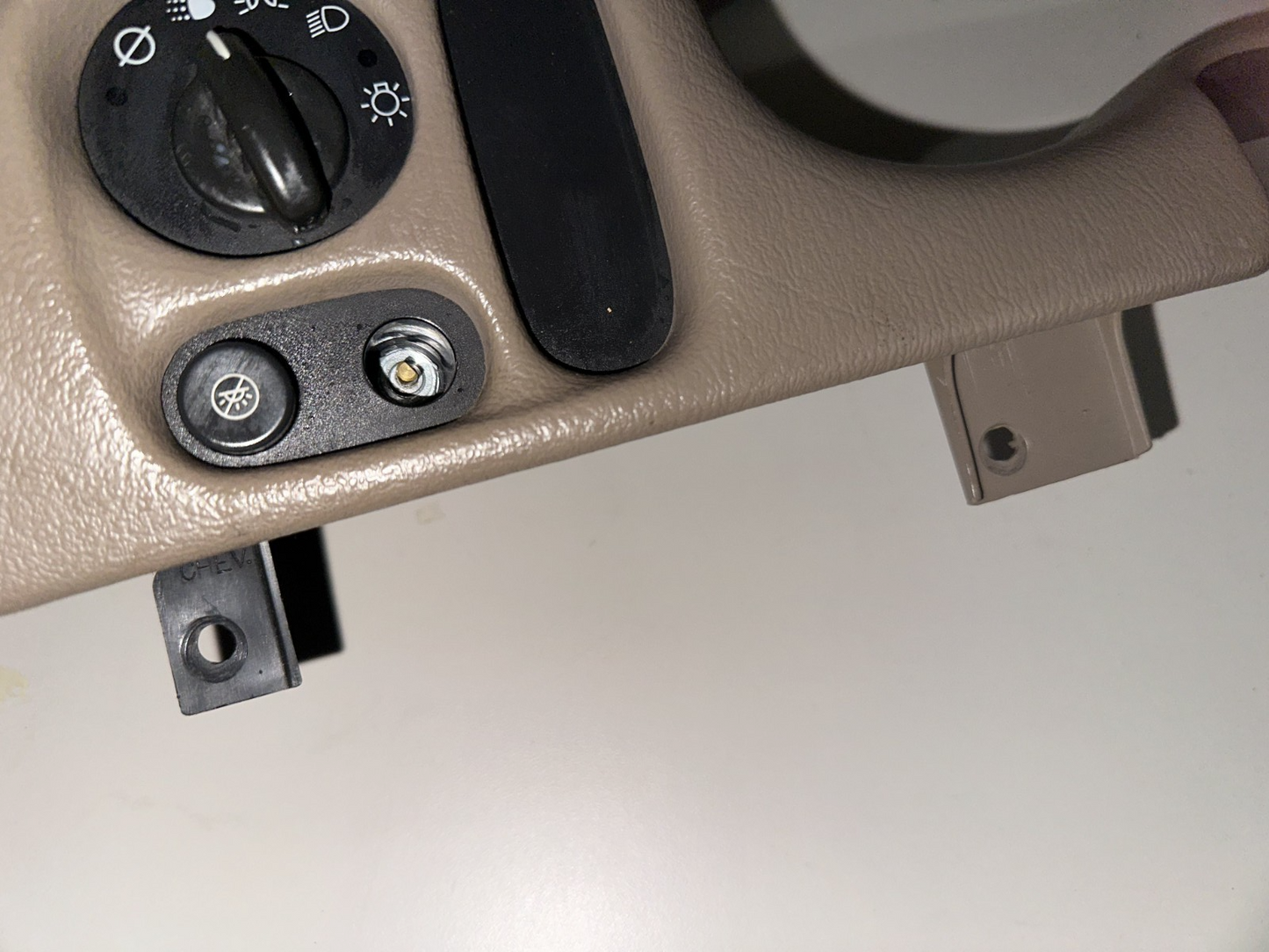02-09 Chevy Trailblazer Dash Instrument Cluster Gauges Bezel Trim OAK Brown OEM