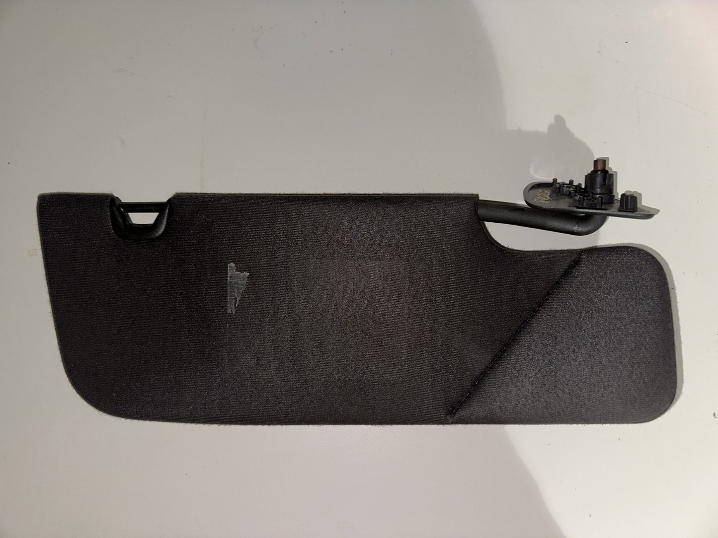 05-09 Ford Mustang Coupe Sun Visor Set Driver Passenger RH LH Black Pair OEM
