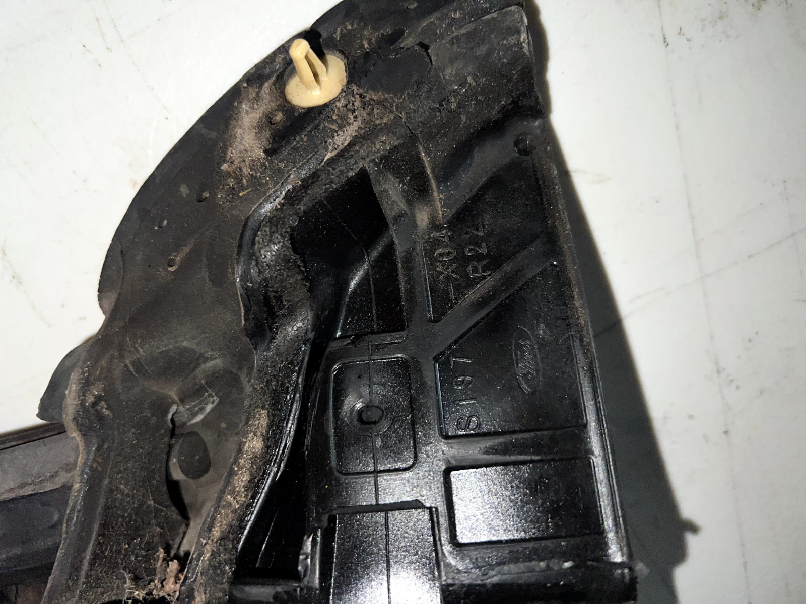 2005-2014 Ford Mustang Upper Door to Body Driver Weather Seal LH Left OEM