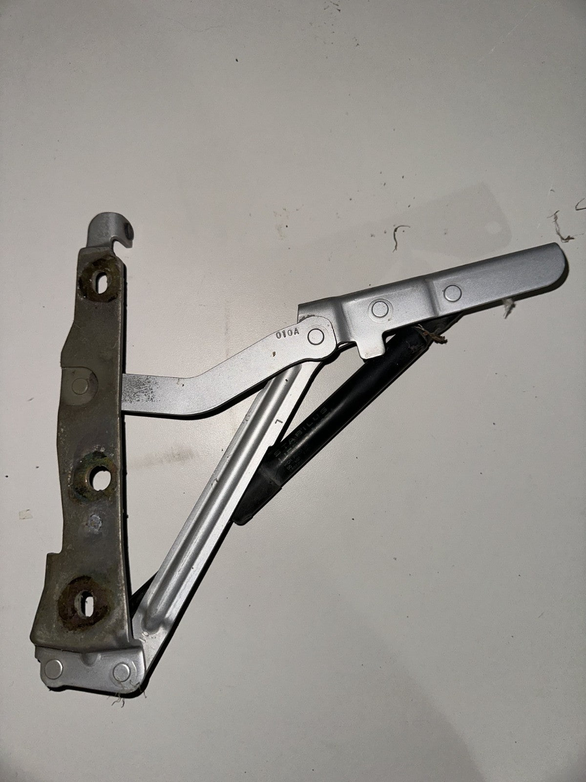 05-09 Ford Mustang Trunk Hatch Lid Hinges Struts Shocks Assembly OEM Pair LH RH