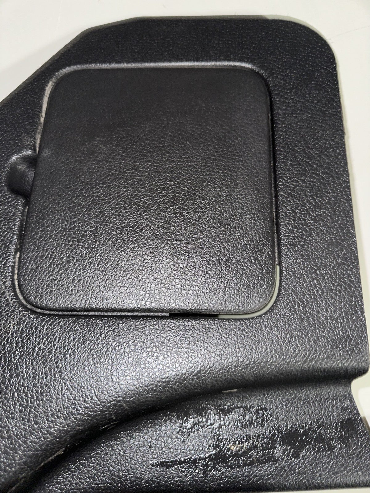 05-09 Ford Mustang Passenger Lower Kick Panel Charcoal Black Fuse Box Cover OEM