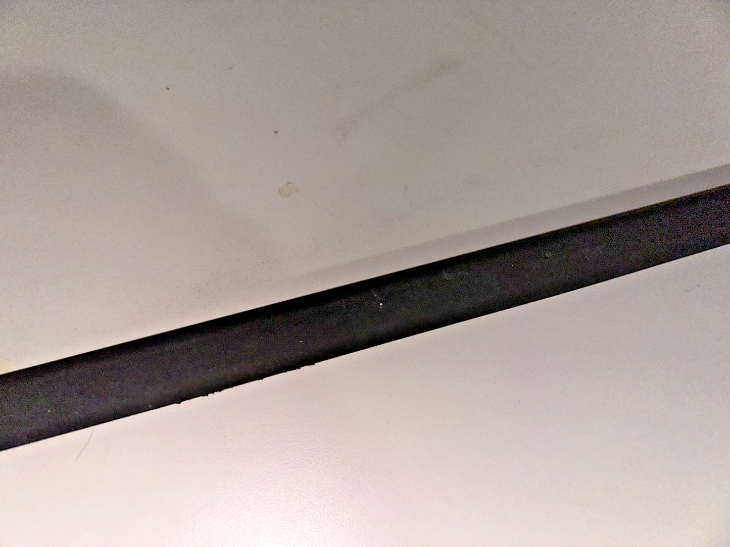 05-09 Ford Mustang Outer Door Belt Weather Strip LH Driver OEM