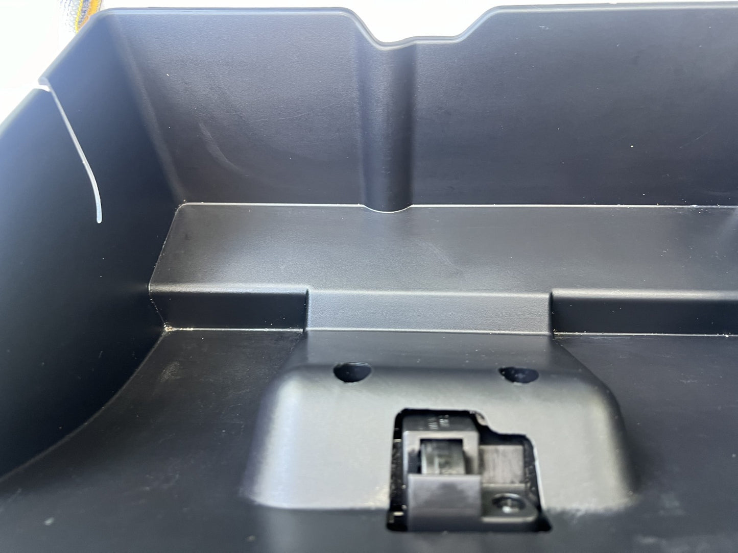 05-09 Ford Mustang Glove Box Charcoal Black OEM