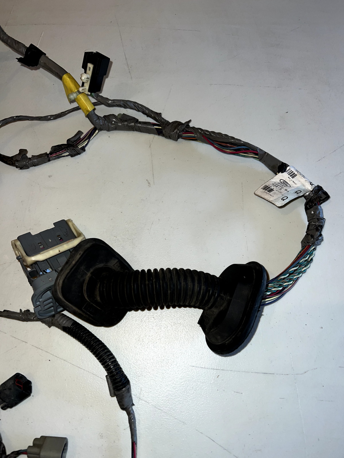 05-09 Ford Mustang Right Passenger Door Wiring Harness 5R3T-14630-BA OEM