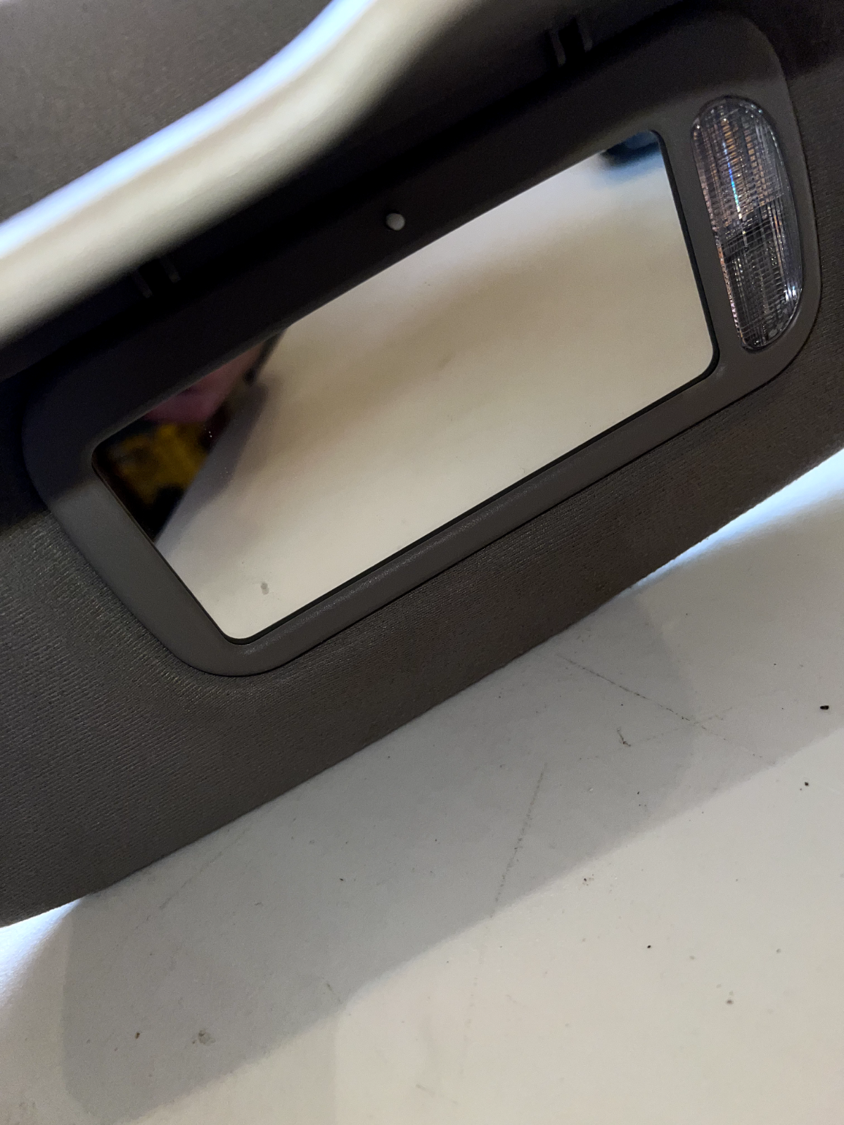 06-10 Ford Explorer Mercury Mountaineer RH Passenger Sun Visor With Light OEM