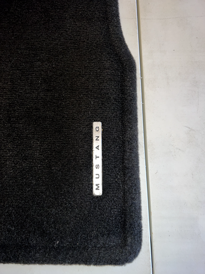 05-09 Ford Mustang Black Carpet Floor Mats OEM Pair With Silver MUSTANG Emblem 