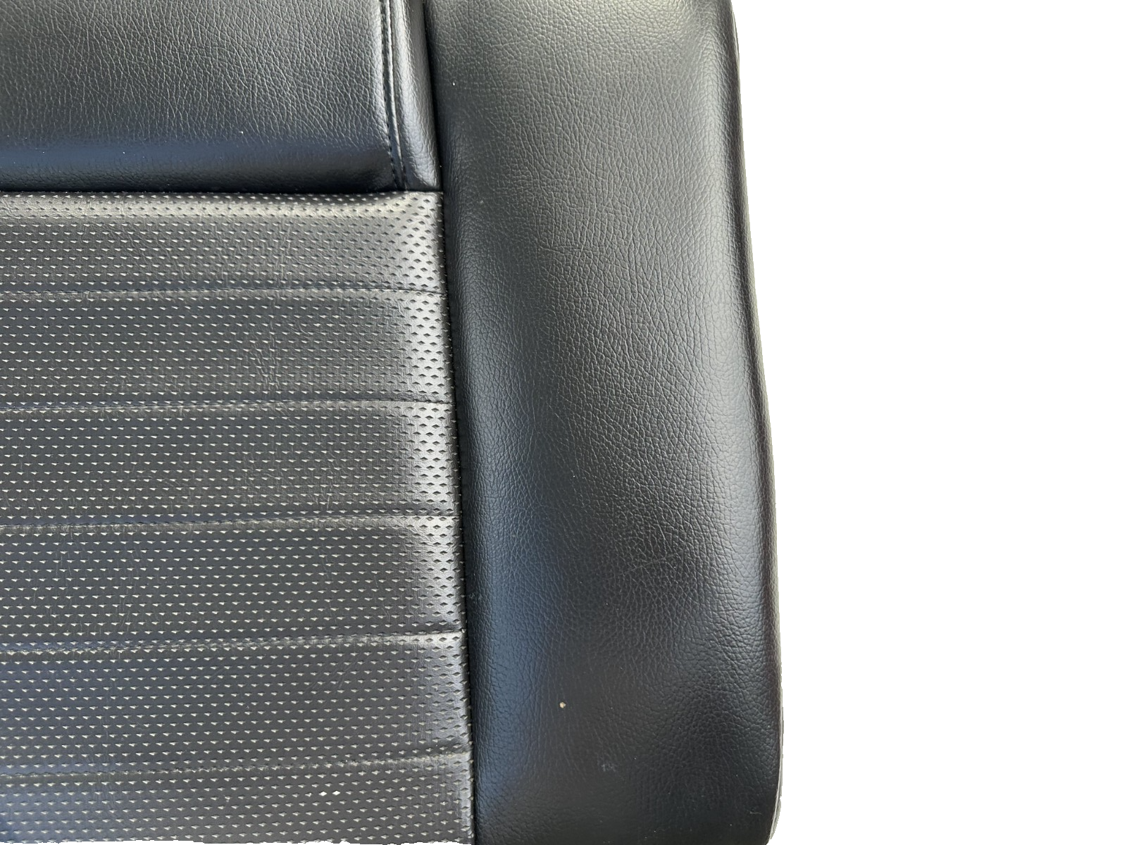 05-09 Ford Mustang Charcoal Black GT Leather Rear Seat Complete W/ Brackets OEM
