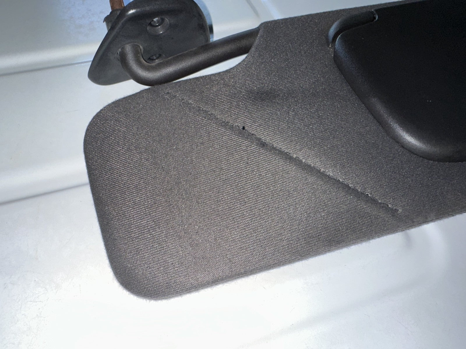 05-09 Ford Mustang Coupe Sun Visor RH LH Driver Passenger Side OEM Black Cloth