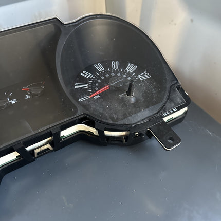 05-09 Ford Mustang Instrument Cluster Base Model 4 Gauge OEM Green Illumination