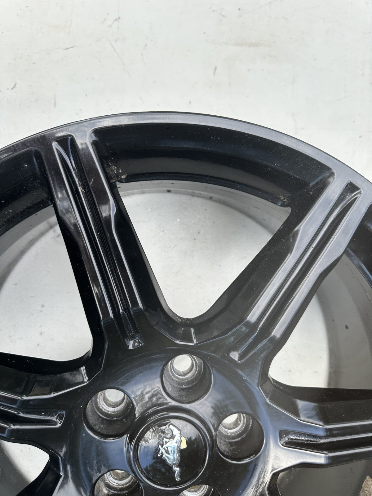 18-21 Ford Mustang Wheel Rim 19x8-1/2 Aluminum 7 Spoke Gloss Black OEM