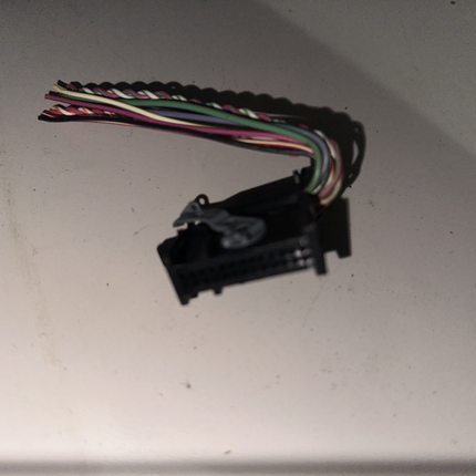 05-09 Ford Mustang Gauge Cluster Connector Plug Clip OEM W/ Wires