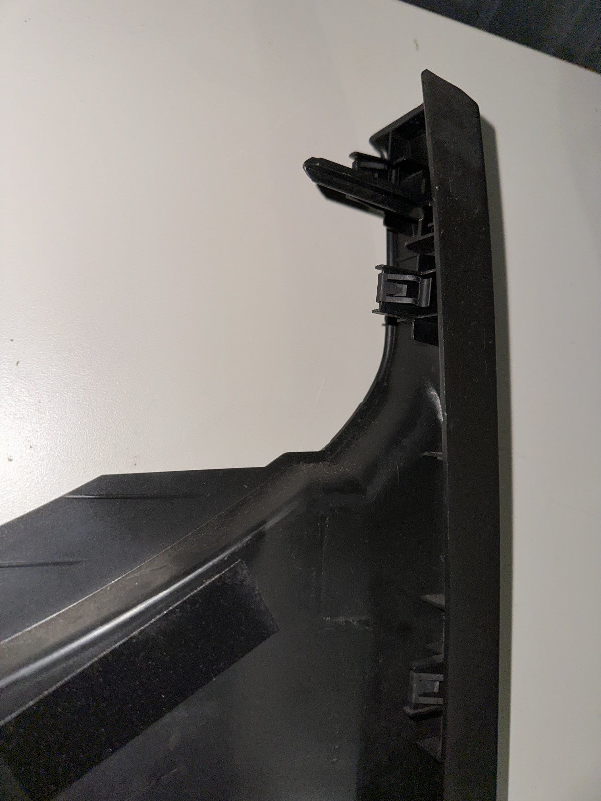 05-09 Ford Mustang Center Lower Radio Dash Panel Panels RH LH Pair Black OEM