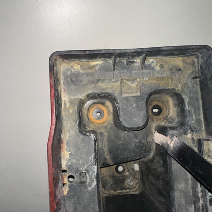 05-09 Ford Mustang Battery Tray OEM 6R33-10723-AA