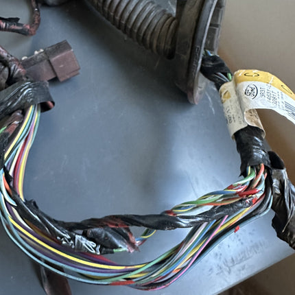 05-09 Ford Mustang Left Driver Door Wiring Harness 8R3T-14631-BA OEM