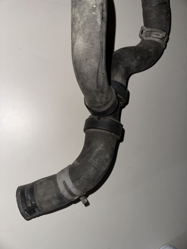 05-10 Ford Mustang 4.0L V6 Lower Radiator Hose OEM W/ Clamps