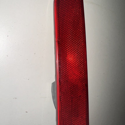 05-09 Ford Mustang Side Marker Light Reflector OEM Red RH Passenger