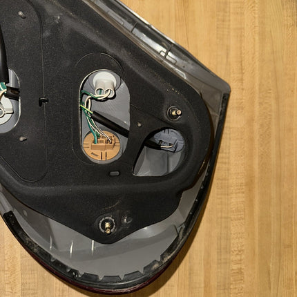 02-06 Toyota Camry Tail Lamp Tail Light RH Passenger OEM With Bulbs And Wiring