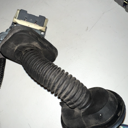 05-09 Ford Mustang Right Passenger Door Wiring Harness 5R3T-14630-BA OEM