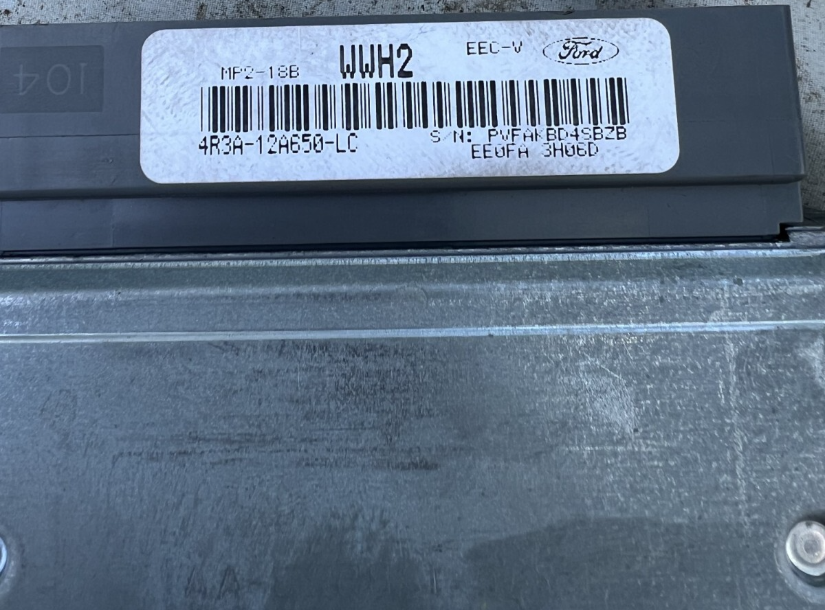 2004 Ford Mustang 3.8L V6 Automatic ECU ECM Computer OEM 4R3A-12A650-LC With Key