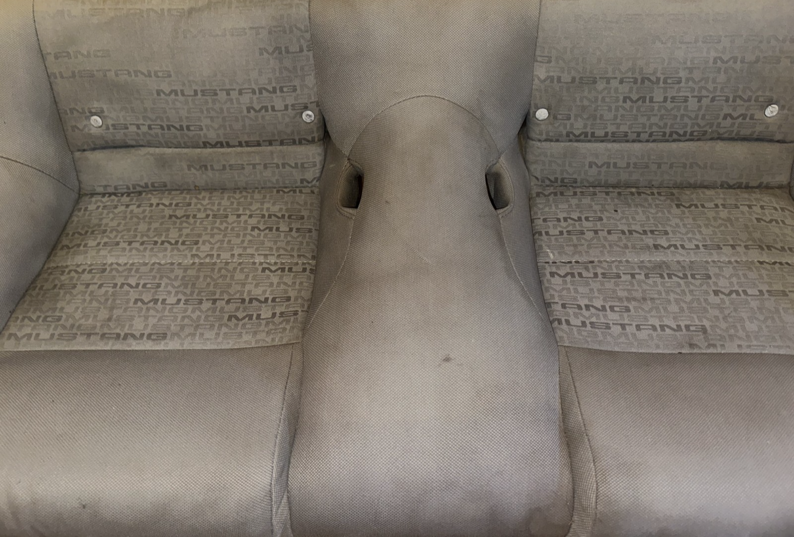 05-09 Ford Mustang Dove Grey Cloth Rear Seat Bottom OEM