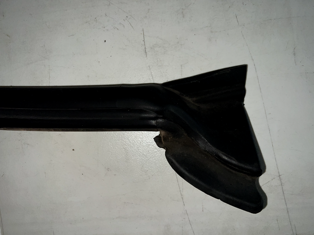 2005-2014 Ford Mustang Upper Door to Body Driver Weather Seal RH Right OEM