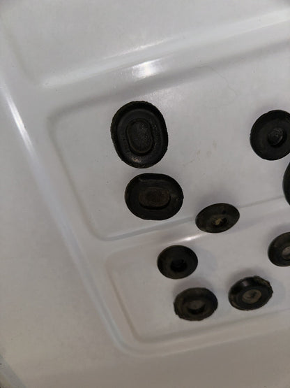 05-09 Ford Mustang Miscellaneous Rubber Grommet Set OEM