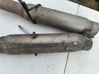 05-09 Mustang Magnaflow Race Series Axle-Back Exhaust Muffler with Polished Tips