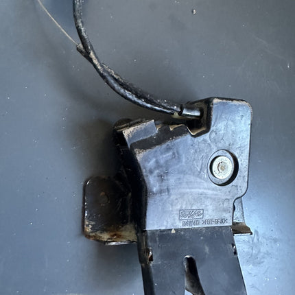 05-09 Ford Mustang Rear Trunk Latch OEM In Working Order