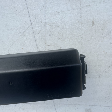 05-09 Ford Mustang BCM Body Control Module Fuse Panel Cover OEM