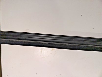 05-09 Ford Mustang Inner Door Belt Weather Strip RH Passenger OEM