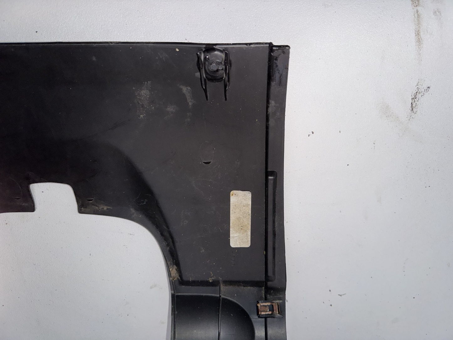 05-09 Ford Mustang Driver Lower Kick Panel Steering Column Cover OEM Black