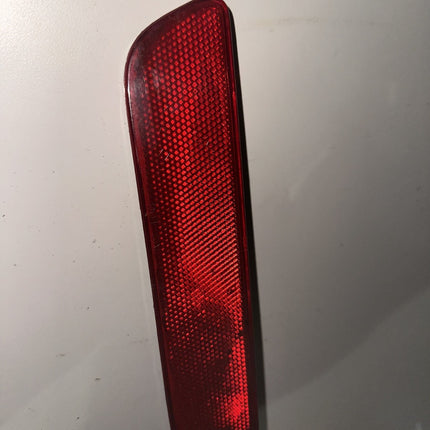 05-09 Ford Mustang Side Marker Light Reflector OEM Red RH Passenger