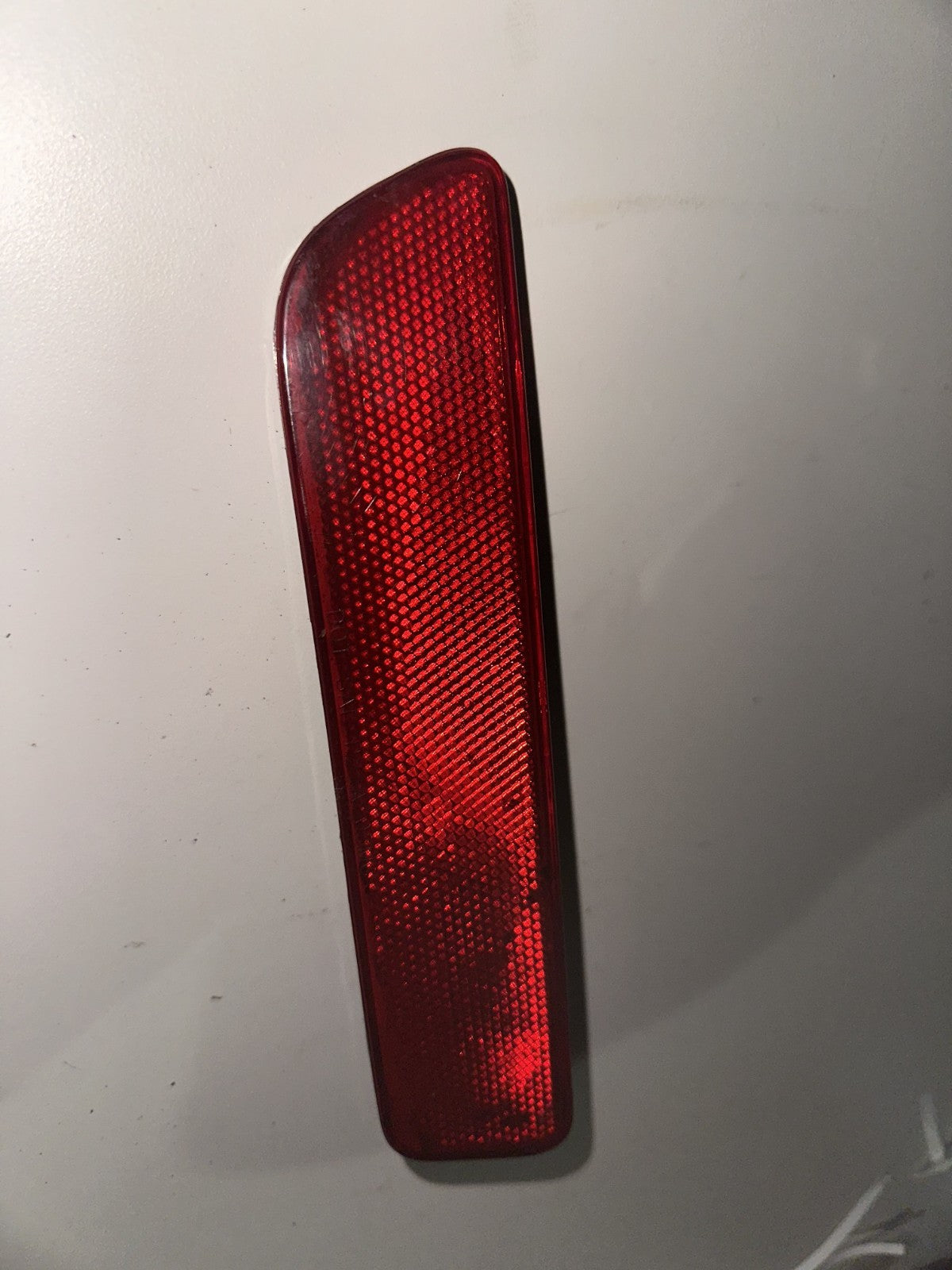 05-09 Ford Mustang Side Marker Light Reflector OEM Red RH Passenger