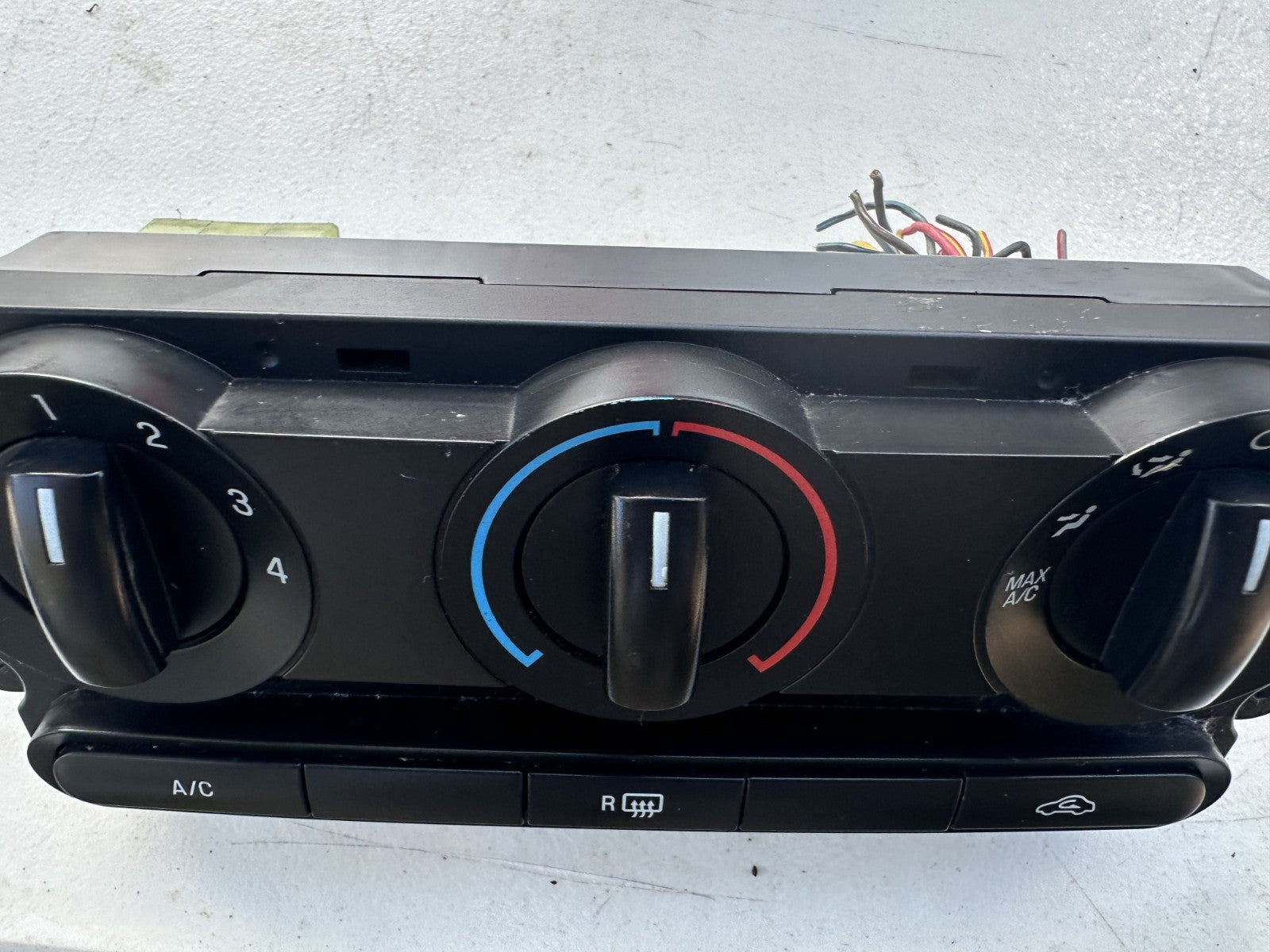 05-09 Ford Mustang 7R33-19980-AA Climate Control Panel Temperature Control OEM