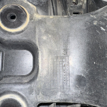 05-09 Ford Mustang Battery Tray OEM 6R33-10723-AA