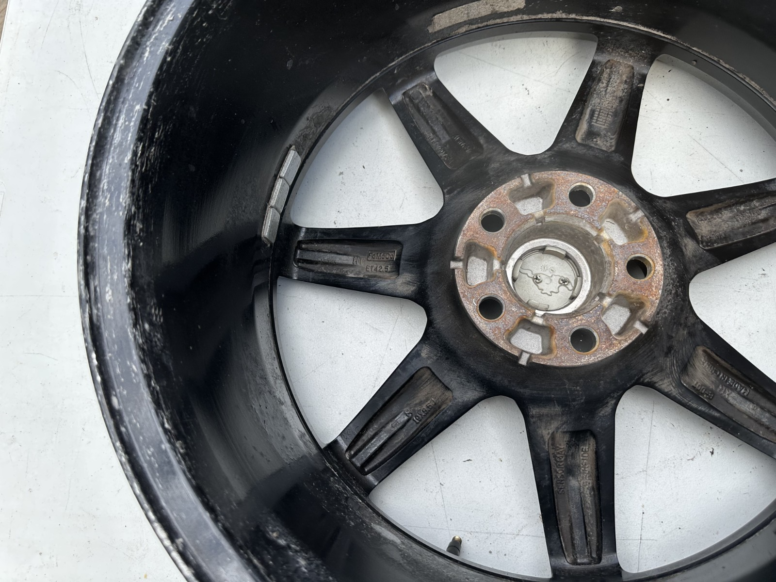 18-21 Ford Mustang Wheel Rim 19x8-1/2 Aluminum 7 Spoke Gloss Black OEM