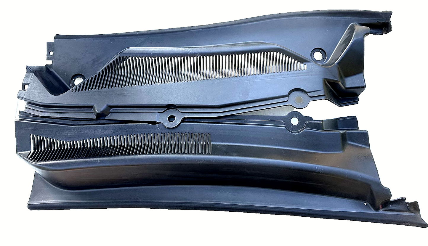 05-09 Ford Mustang LH & RH Driver Passenger Wiper Dash Top Cowl Grille Vent OEM