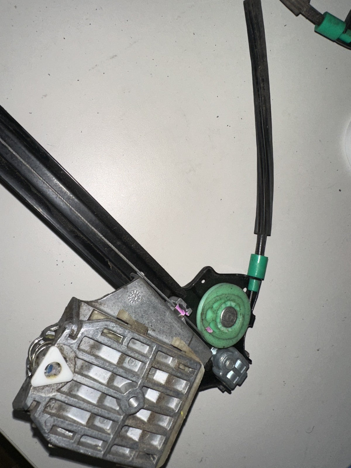 05-09 Ford Mustang Coupe Door Passenger Right RH Window Regulator With Motor OEM