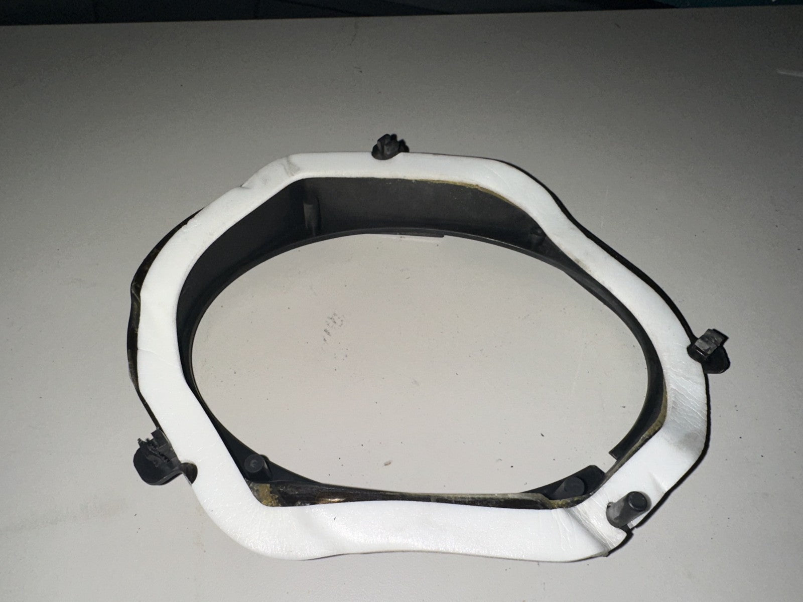05-09 Ford Mustang Front Door Speaker Bracket Trim OEM Motorcraft