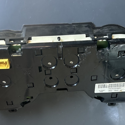 05-09 Ford Mustang Instrument Cluster Base Model 4 Gauge OEM Green Illumination