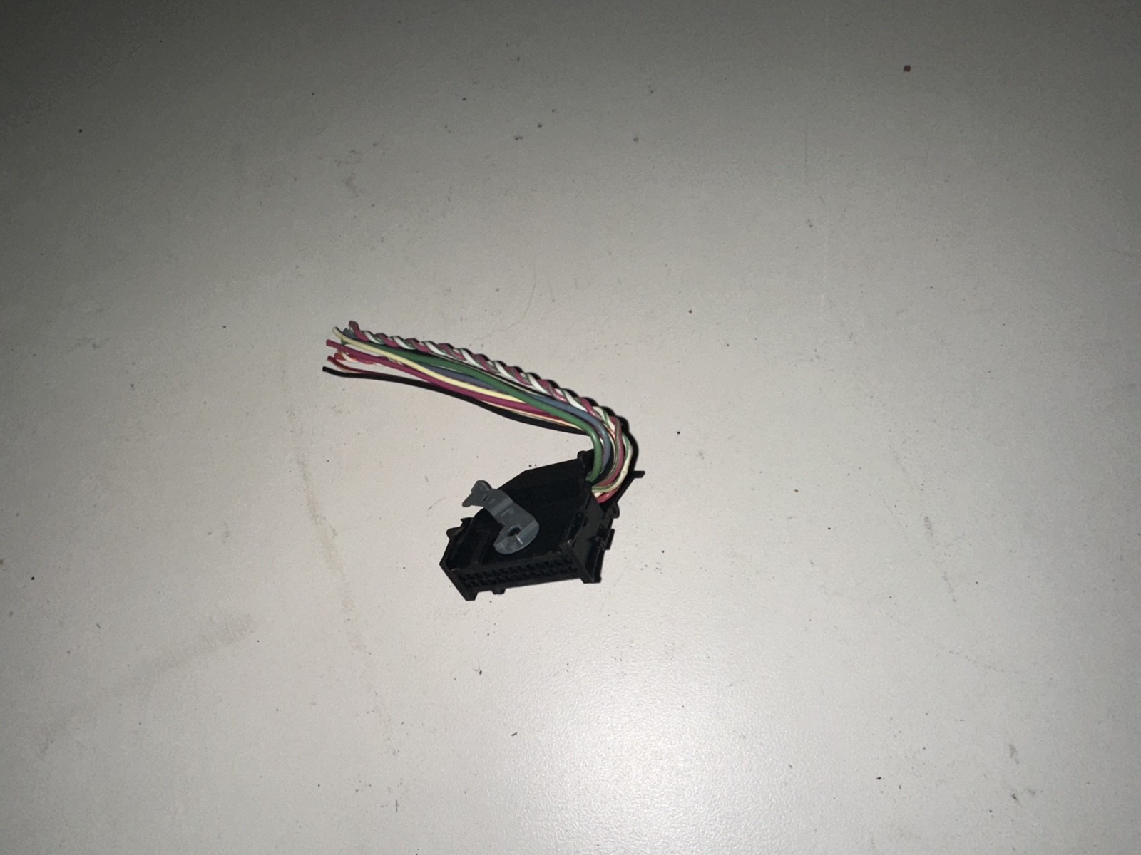 05-09 Ford Mustang Gauge Cluster Connector Plug Clip OEM W/ Wires