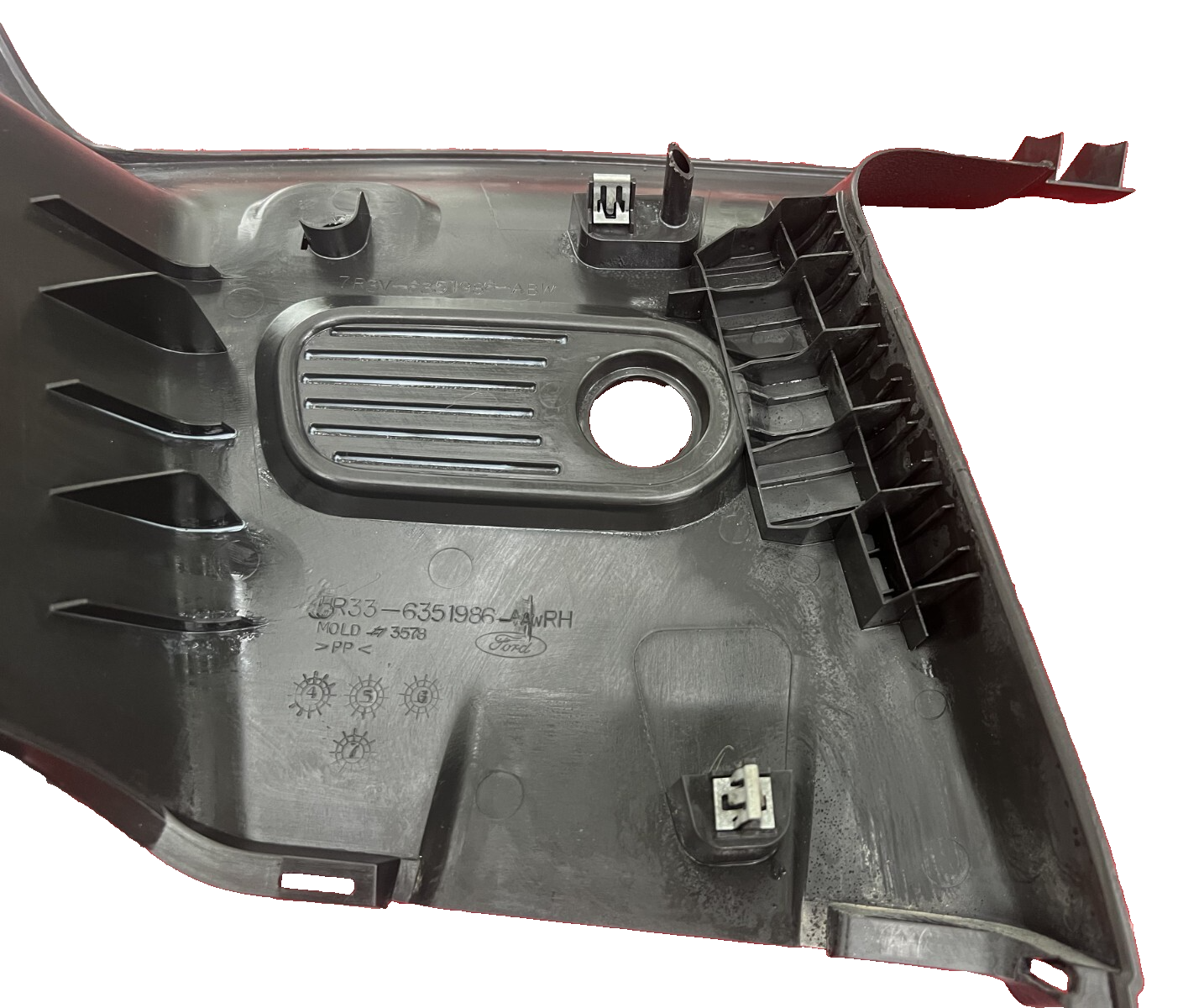 05-09 Ford Mustang RH Right Column Roof Window Fairing Trim 5R33-6351986-ABW OEM