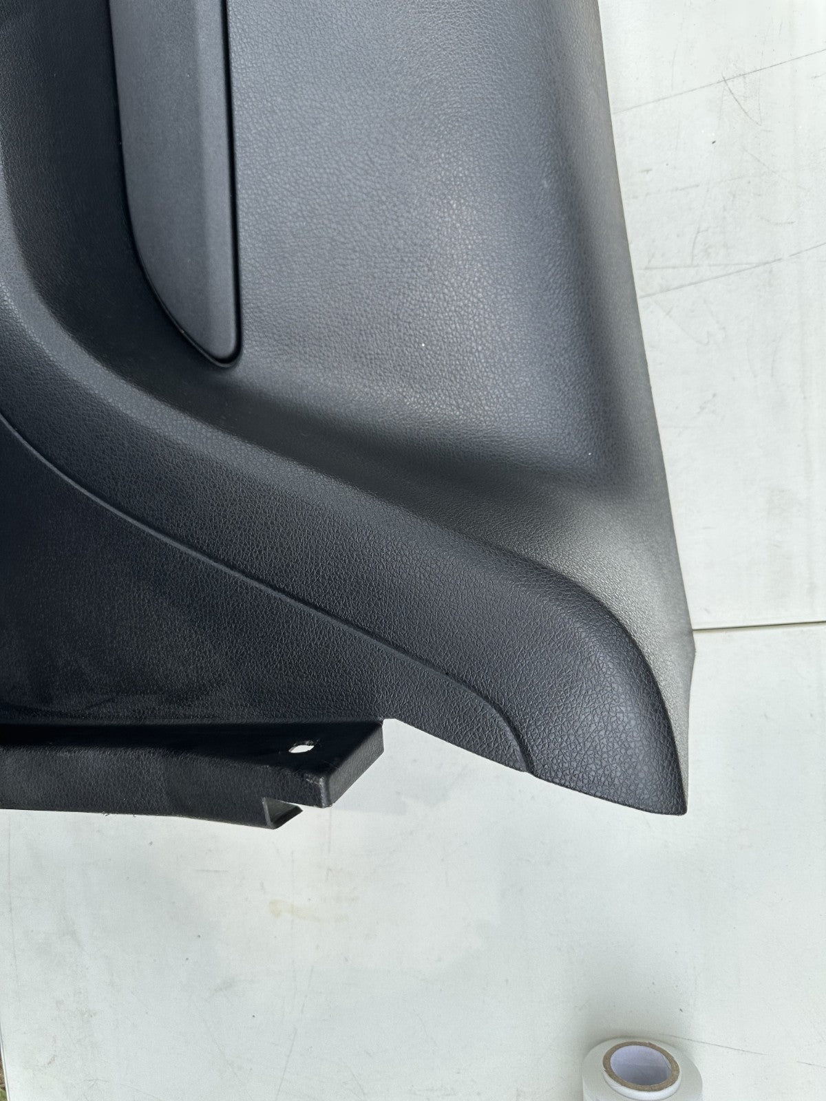 05-09 Ford Mustang Rear Quarter Trim OEM Charcoal Black RH Passenger