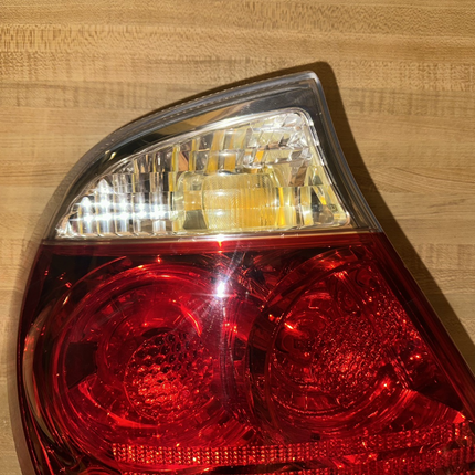 02-06 Toyota Camry Tail Lamp Tail Light RH Passenger OEM With Bulbs And Wiring