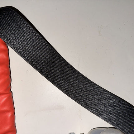 05-06 Ford Mustang Passenger Right RH Front Seatbelt With Trim OEM Black Belt