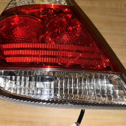 02-06 Toyota Camry Tail Lamp Tail Light RH Passenger OEM With Bulbs And Wiring