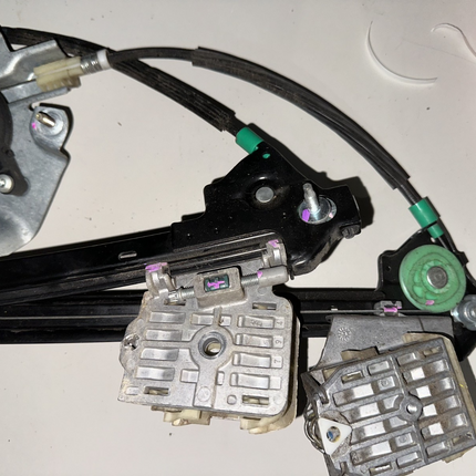 05-09 Ford Mustang Coupe Door Driver Left LH Window Regulator With Motor OEM