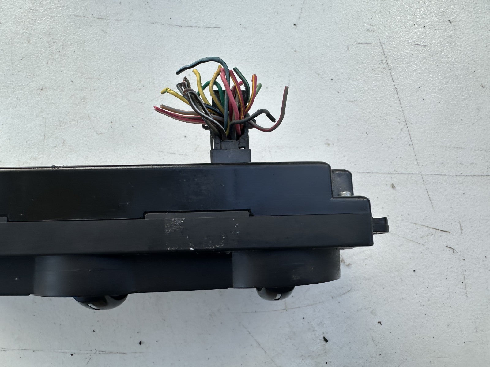 05-09 Ford Mustang 7R33-19980-AA Climate Control Panel Temperature Control OEM