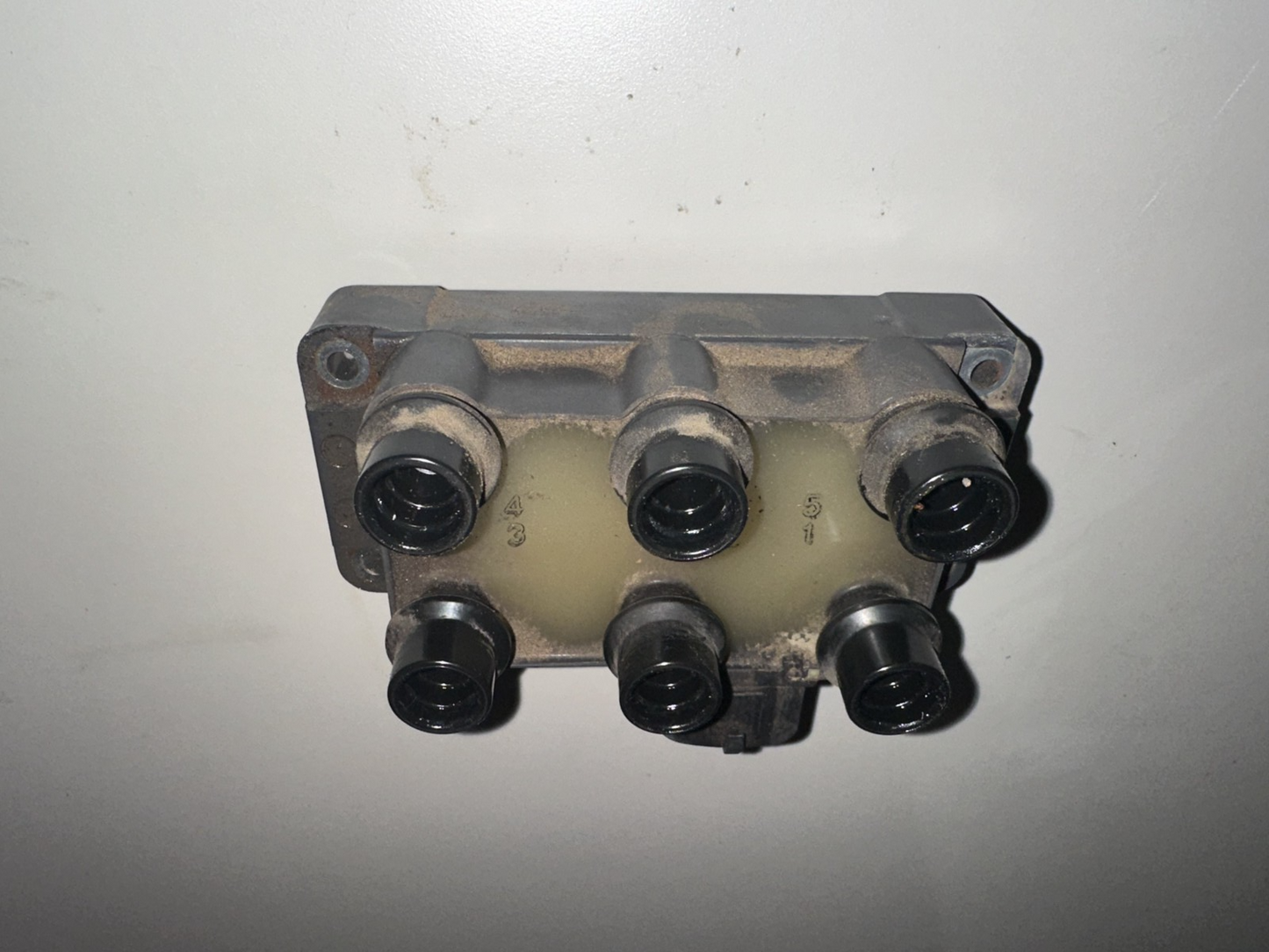 05-10 Ford Mustang 4.0L V6 Ignition Coil Pack Firing Order OEM